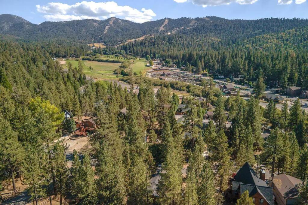 Villa Chalet Monterey W/Hot Tub - Big Decks/Bbq Big Bear Lake Exterior foto