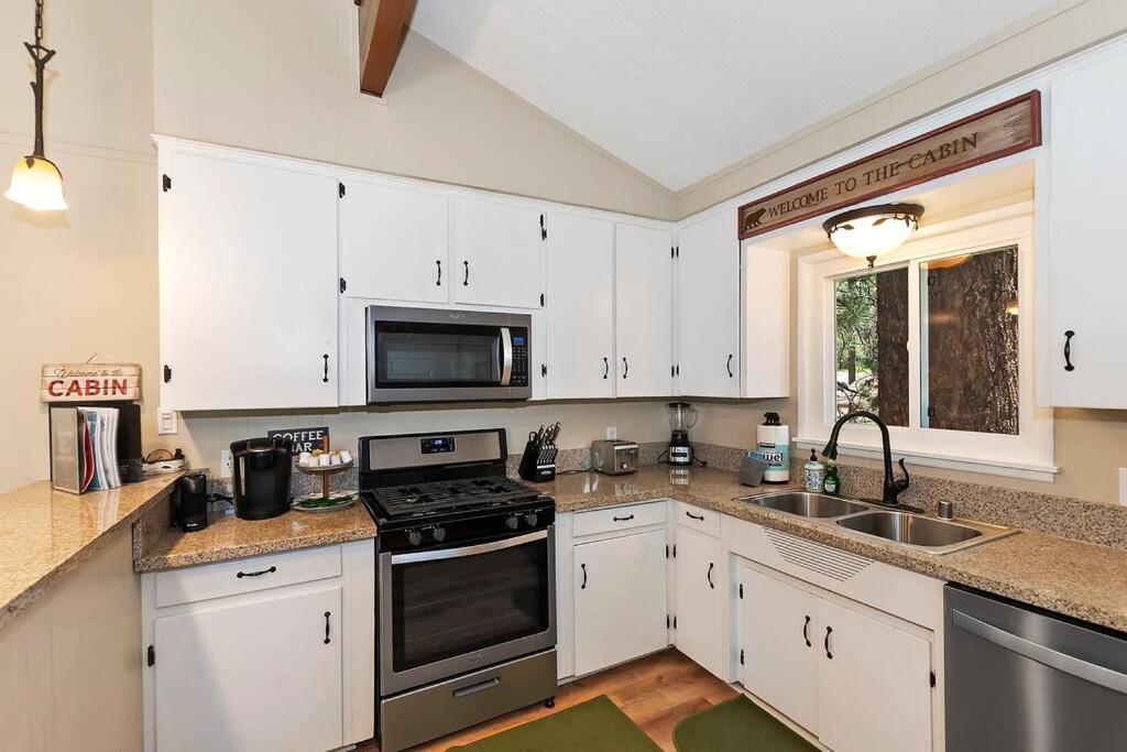 Villa Chalet Monterey W/Hot Tub - Big Decks/Bbq Big Bear Lake Exterior foto